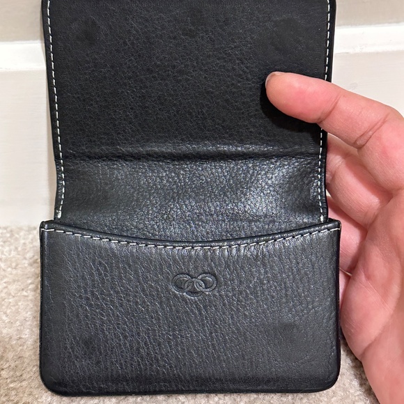 Links of London genuine leather card holder - Picture 3 of 3